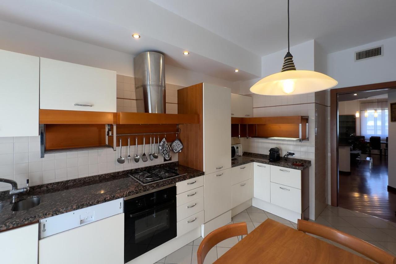 Emeraldway - Bellissimo Appartamento in zona Sempione-Tre Torri Milano Esterno foto