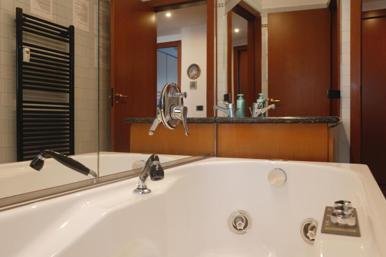 Emeraldway - Bellissimo Appartamento in zona Sempione-Tre Torri Milano Esterno foto